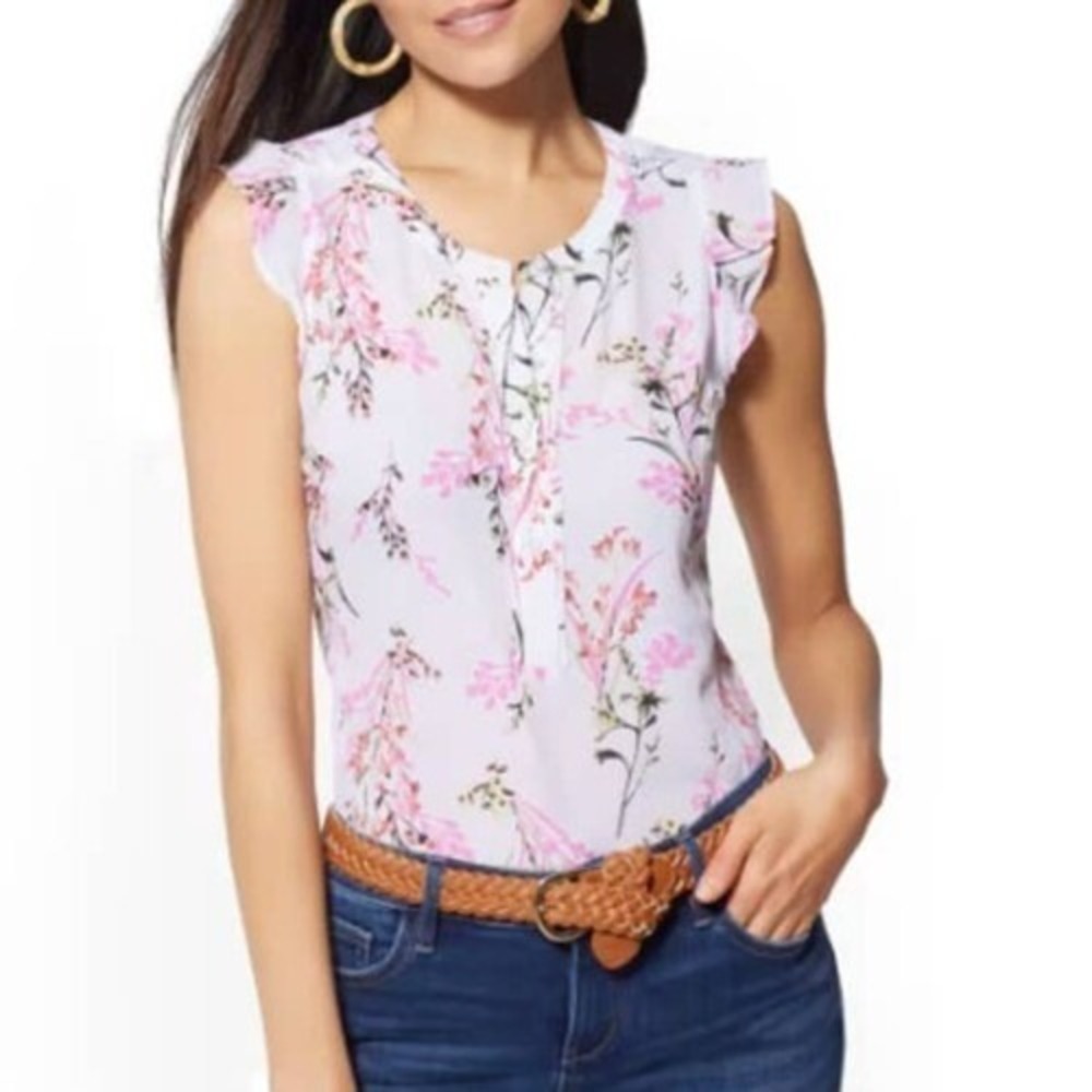 NY&C Floral Blouse Womens XL White Pink‎ Flutter Ruffle Hem Lightweight Top NWT